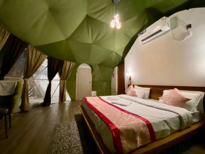 Navira By The Ganges Dome Camp Shivpuri